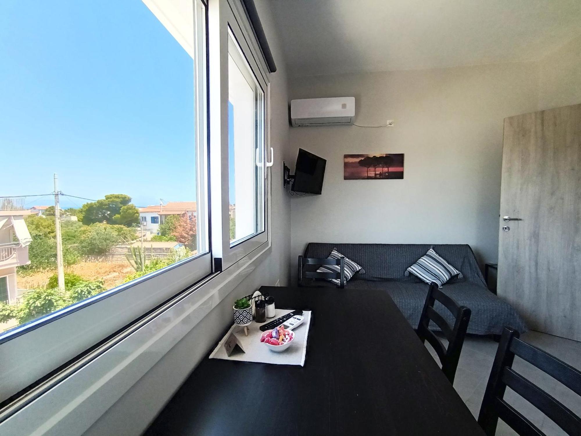 Airport Palmtree Apartments - 15Min From Airport Artemida  Esterno foto